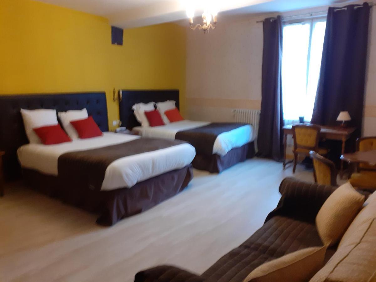 מונטברד Logis Hotel Restaurant De L'Ecu מראה חיצוני תמונה